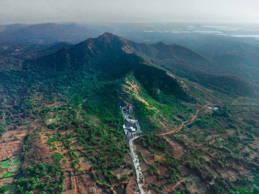 विरार बुलेट ट्रेन स्टेशन के लिए स्लैब कास्टिंग शुरू हुई